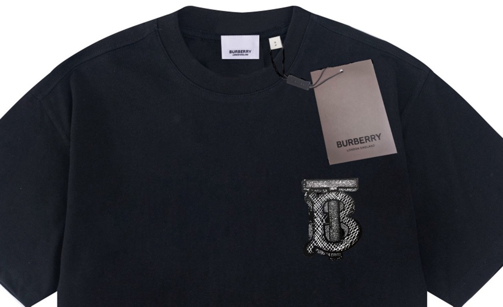 Burberr* T-shirt